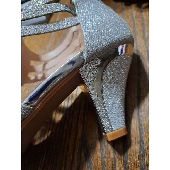 New 8.5 Forever Link Perform 60 Silver Rhinestone High Chunky Heel Dress Shoes - Picture 10 of 12